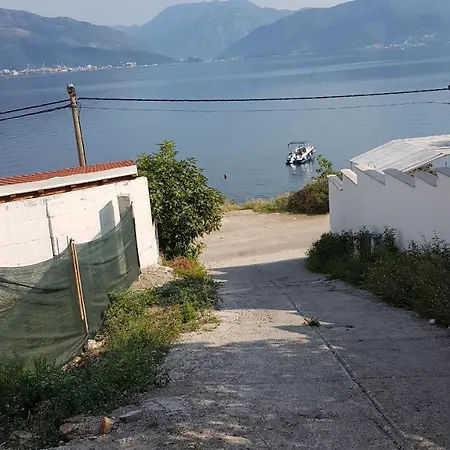 The Nightingale's Nest Willa Podgorica